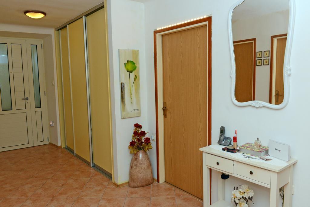 Private Room In The Center Of Split Exterior photo